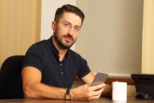 Arif Patel Enhances Global Connectivity Through Strategic Investments